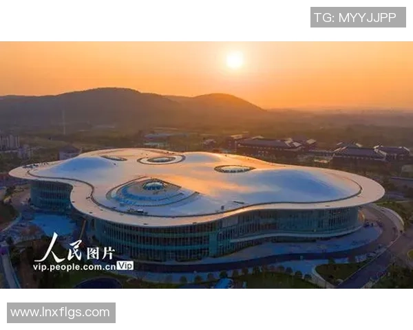 南京极限运动队荣获全国灵活性排行榜第三名展现运动实力与团队精神 南京极限运动队荣获全国灵活性排行榜第三名展现运动实力与团队精神