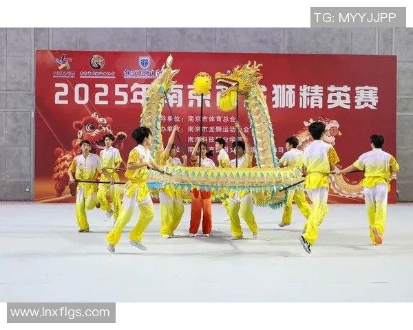 南京街舞队的耐力变革引发热议展现青春活力与文化传承 南京街舞队的耐力变革引发热议展现青春活力与文化传承