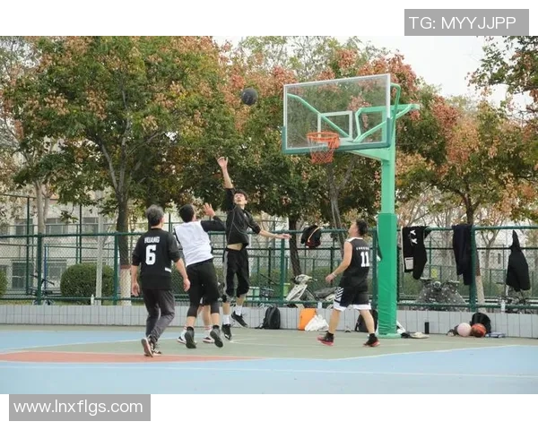 科学篮球意识训练方法探究提升运动员心理素质与比赛表现的有效策略 科学篮球意识训练方法探究提升运动员心理素质与比赛表现的有效策略